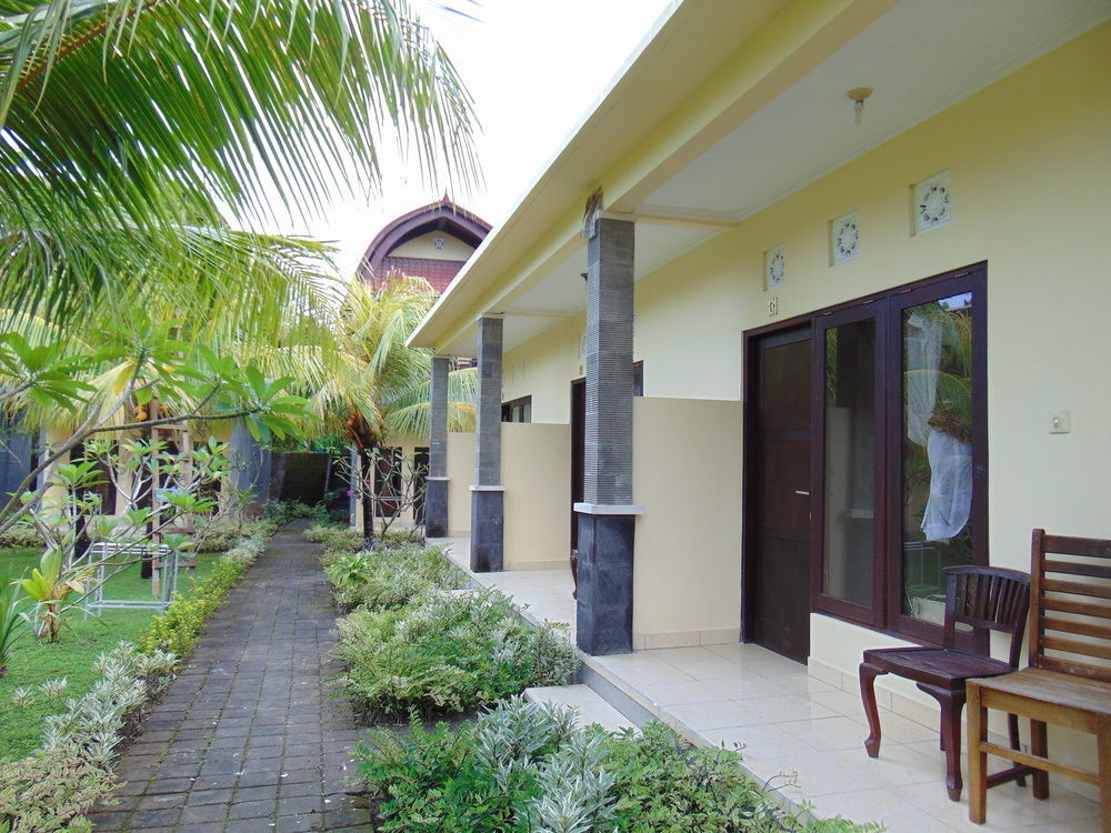 Ayu Guna Inn Pecatu  Exterior photo